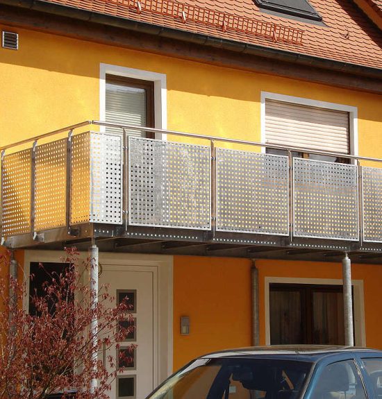 Balkon-edelstahl-lochblech